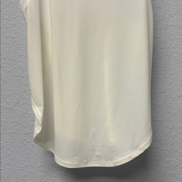 Lululemon Sz 4 Anew Singlet in 
White, Like New - Picture 5 of 10